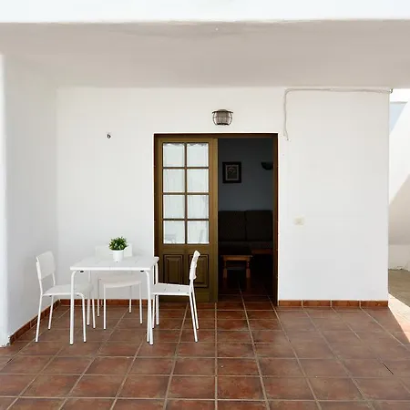 Apartamento Zalabar Aparment With Terrace Puerto del Carmen (Lanzarote)